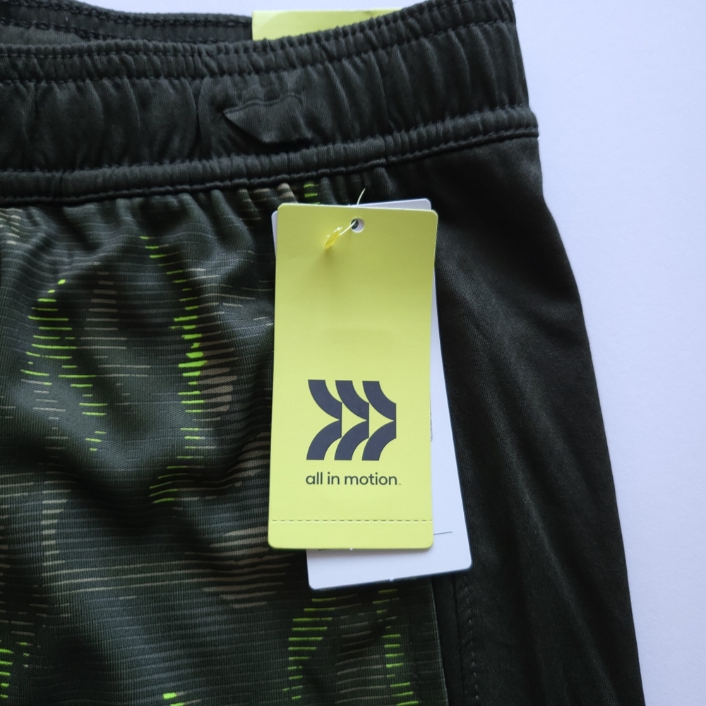 NWT All in Motion Kids Boys Shorts - Picture 7 of 7